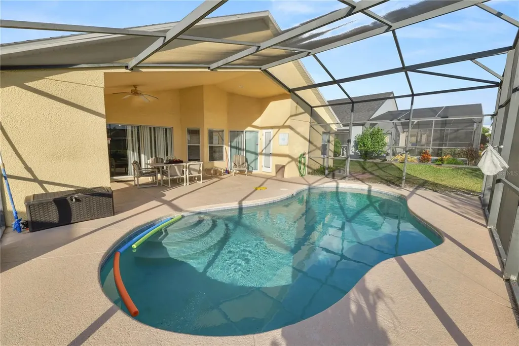 548 Old Bridge Circle Davenport FL 33897