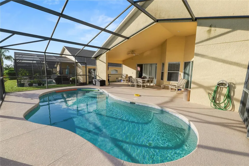 548 Old Bridge Circle Davenport FL 33897