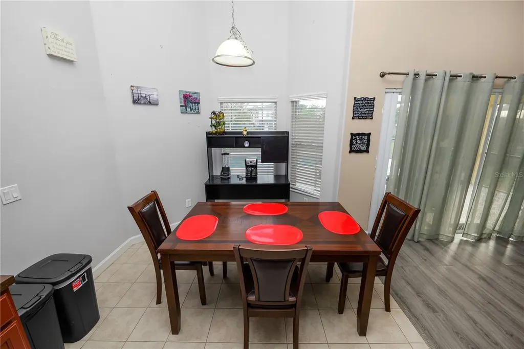 548 Old Bridge Circle Davenport FL 33897