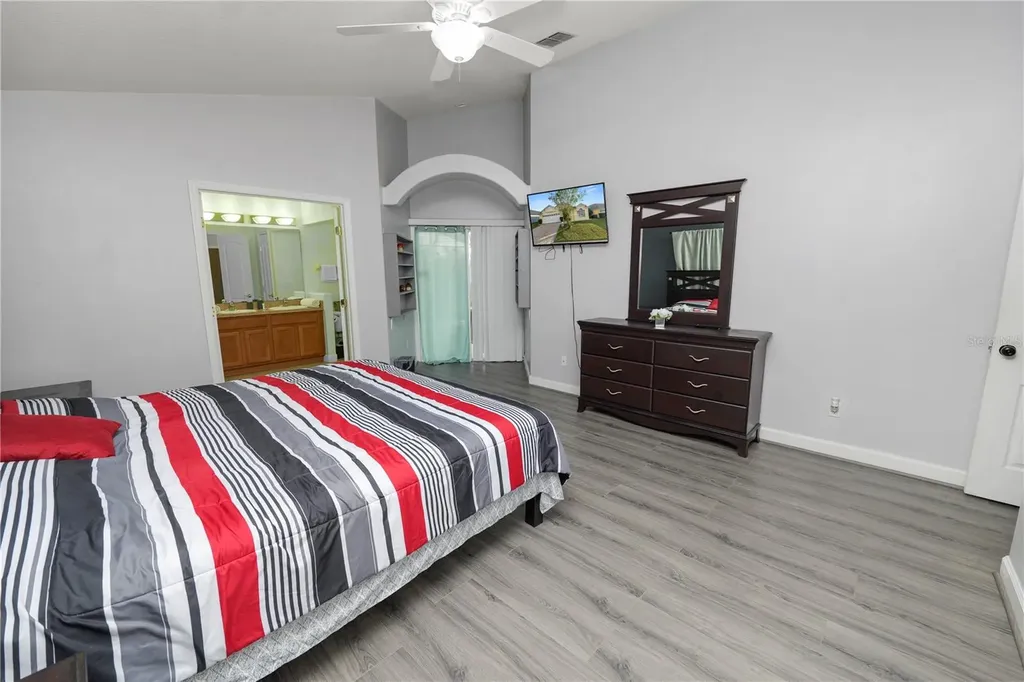 548 Old Bridge Circle Davenport FL 33897