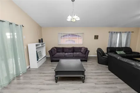 548 Old Bridge Circle Davenport FL 33897