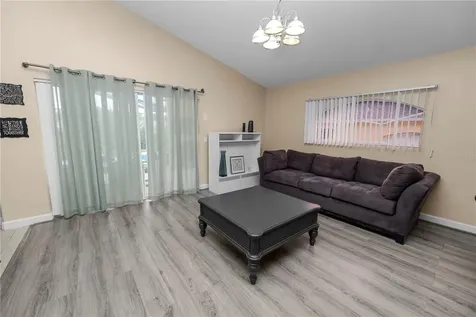 548 Old Bridge Circle Davenport FL 33897