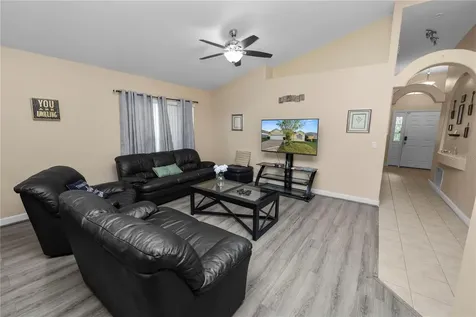 548 Old Bridge Circle Davenport FL 33897
