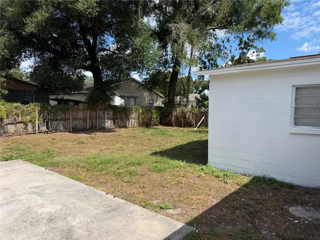 4414 Booker T Drive Tampa FL 33610