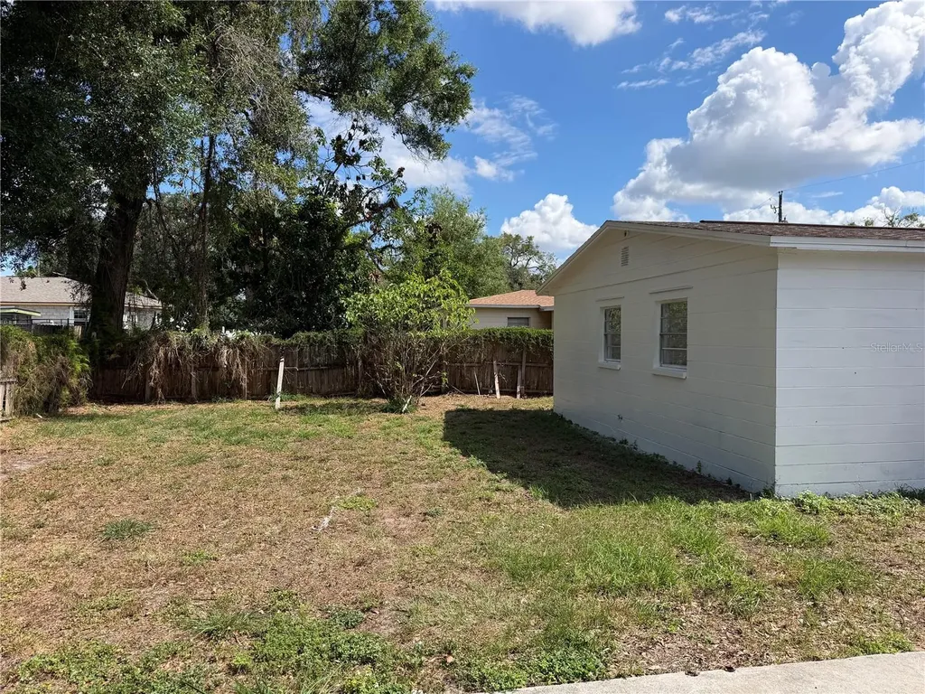 4414 Booker T Drive Tampa FL 33610