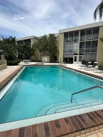 2302 S Manhattan Avenue Tampa FL 33629