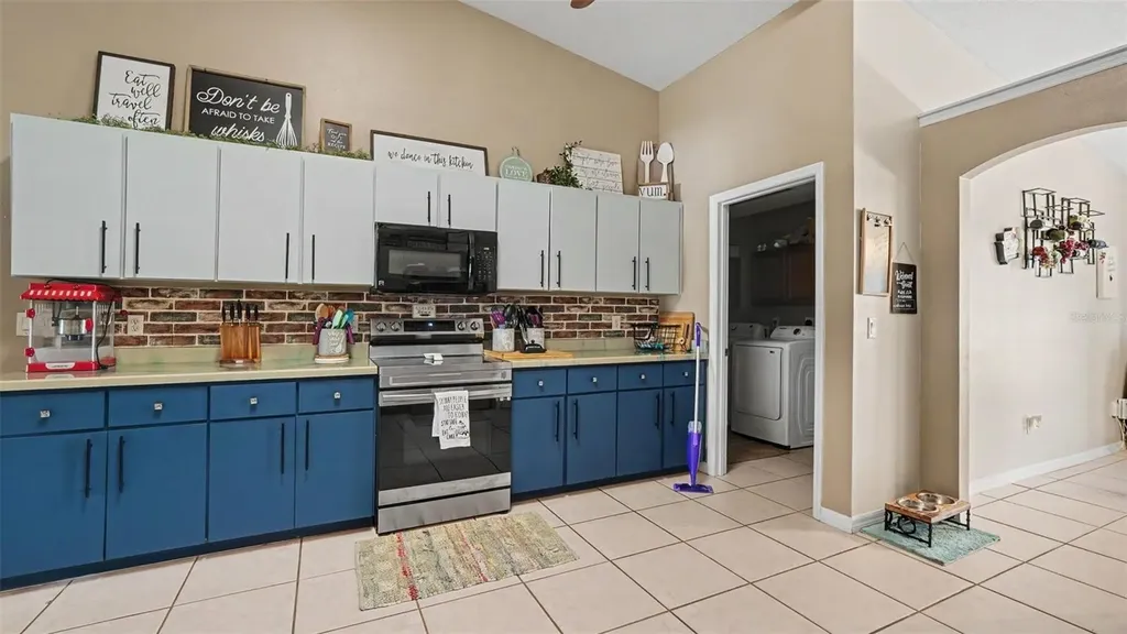 10300 SW 47th Avenue Ocala FL 34476