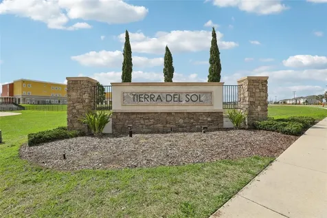 5615 Costa Blanca Way Davenport FL 33897