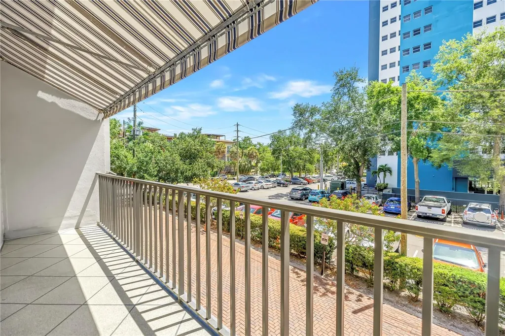 105 4th Avenue NE St Petersburg FL 33701
