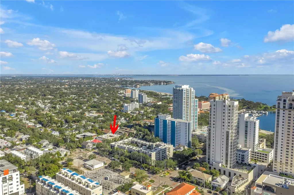 105 4th Avenue NE St Petersburg FL 33701