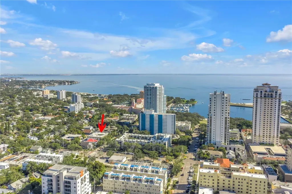 105 4th Avenue NE St Petersburg FL 33701
