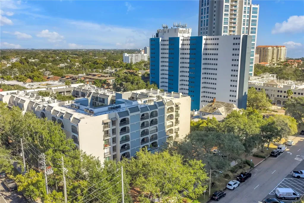 105 4th Avenue NE St Petersburg FL 33701