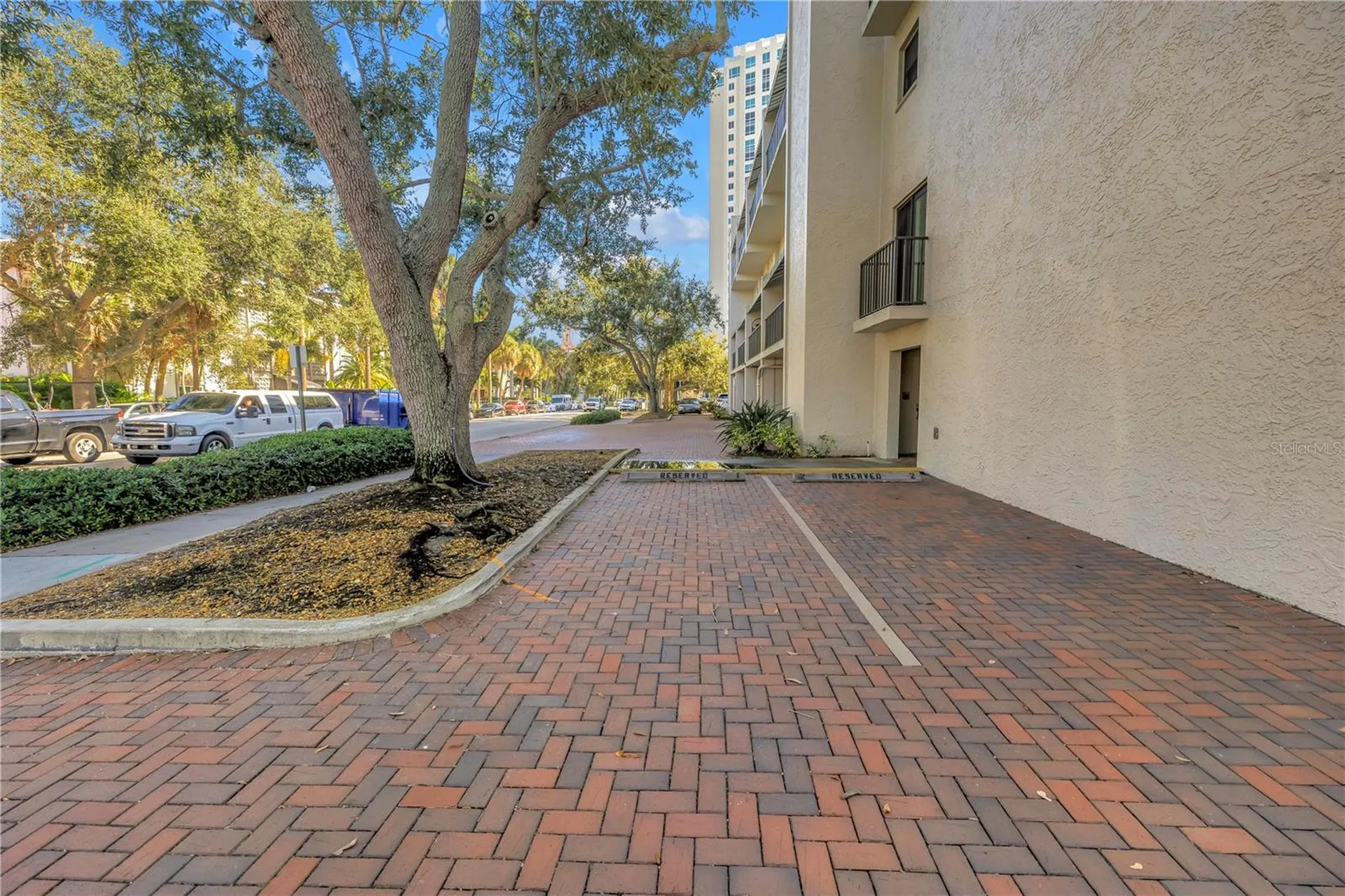 105 4th Avenue NE St Petersburg FL 33701