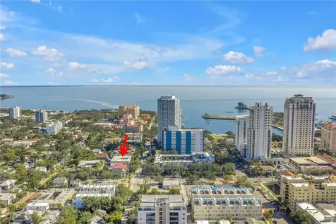 105 4th Avenue NE St Petersburg FL 33701