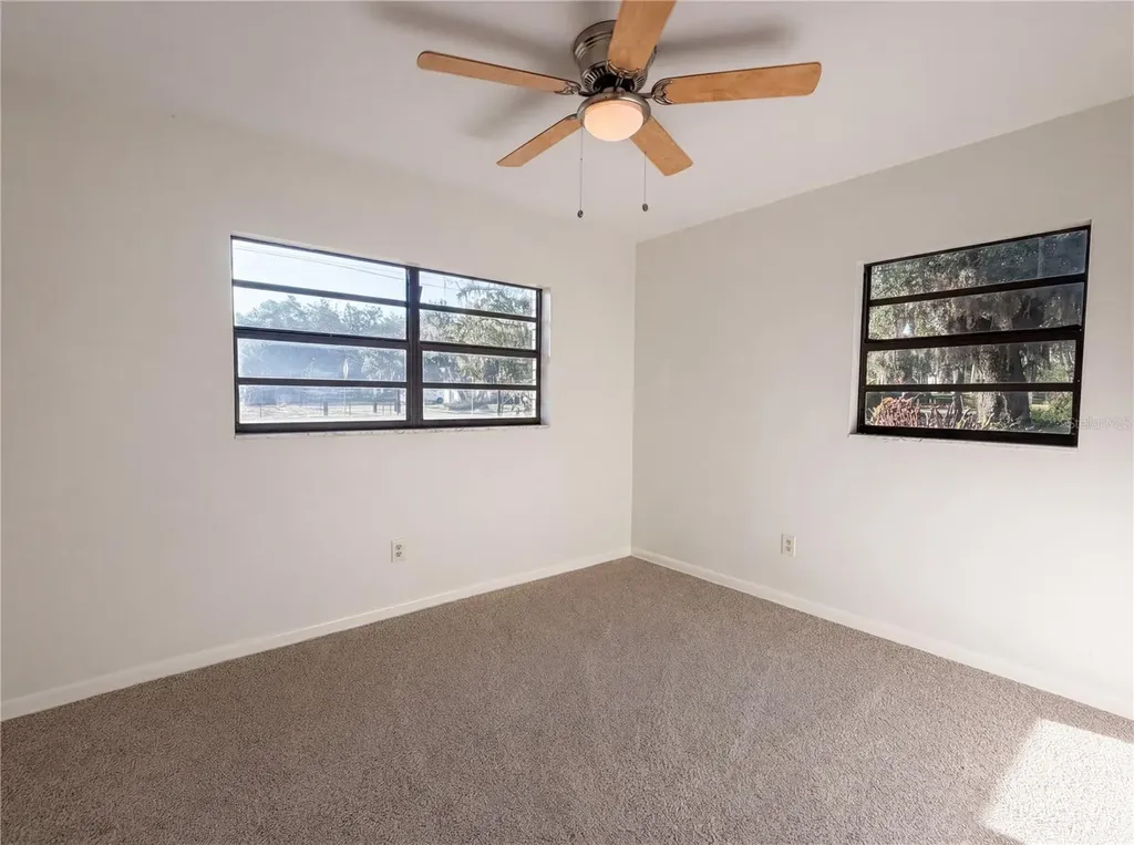 103 S Kingsway Road Seffner FL 33584