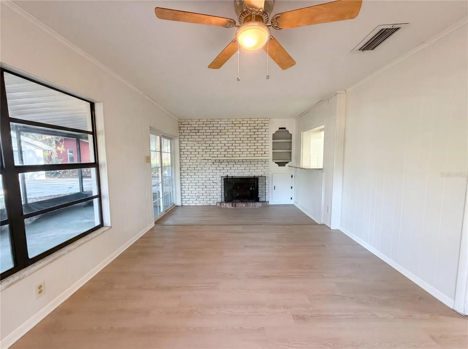 103 S Kingsway Road Seffner FL 33584