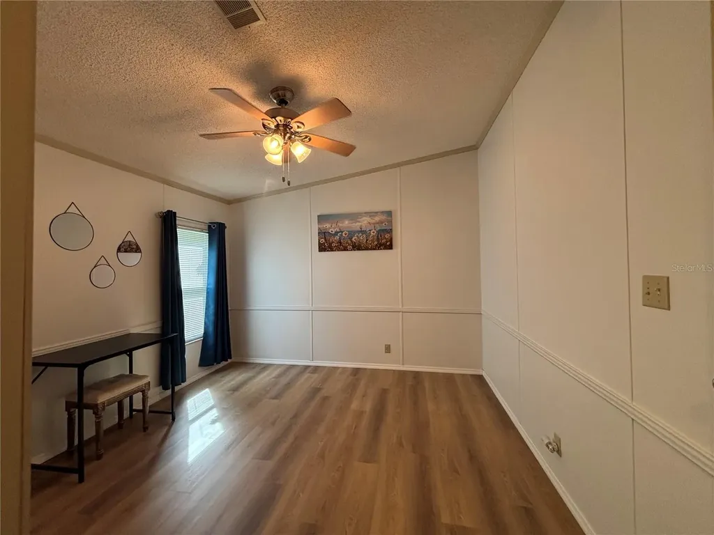 3945 N Citrus Circle Zellwood FL 32798