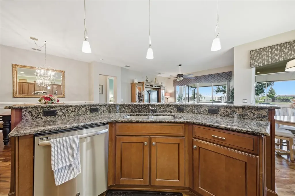 16239 Cape Coral Drive Wimauma FL 33598
