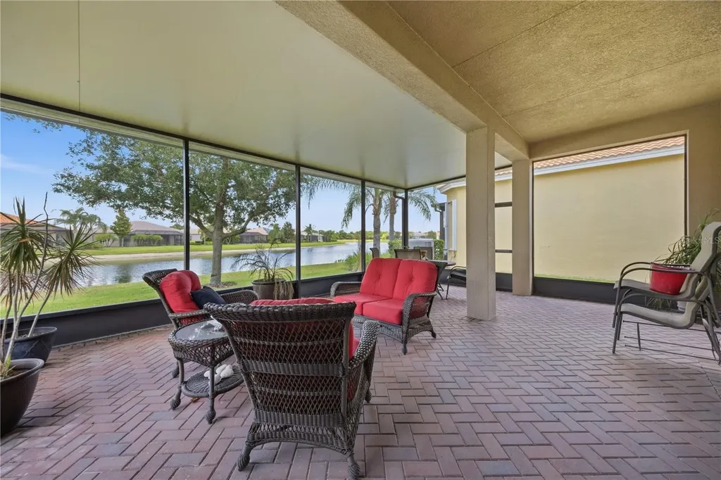 16239 Cape Coral Drive Wimauma FL 33598