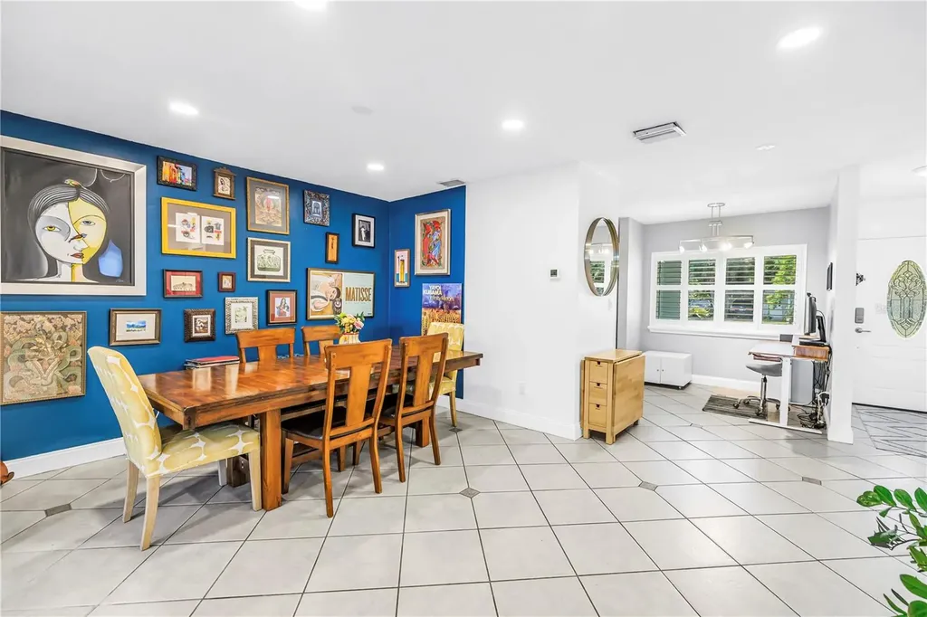 263 42nd Avenue NE St Petersburg FL 33703