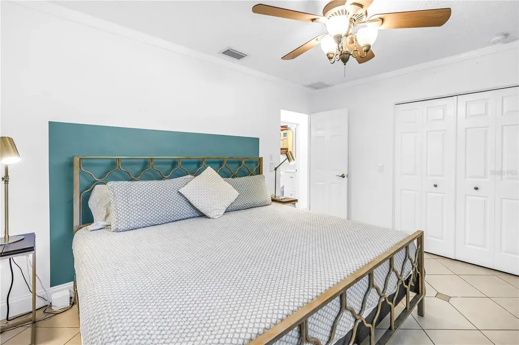 263 42nd Avenue NE St Petersburg FL 33703