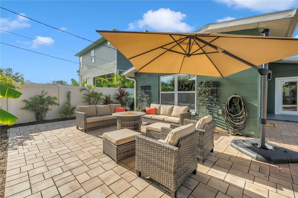 263 42nd Avenue NE St Petersburg FL 33703