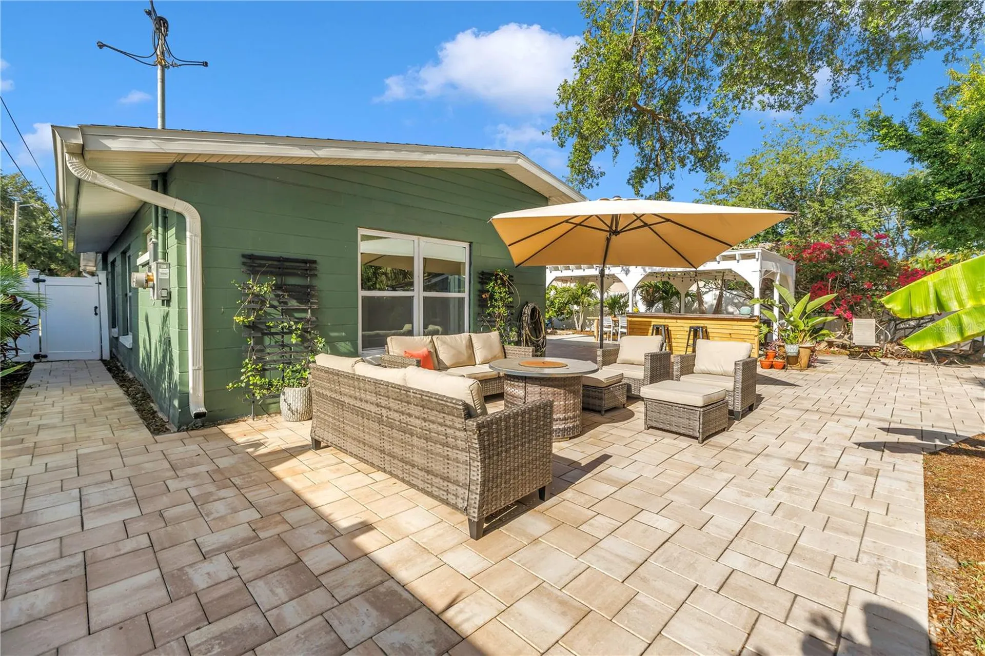 263 42nd Avenue NE St Petersburg FL 33703