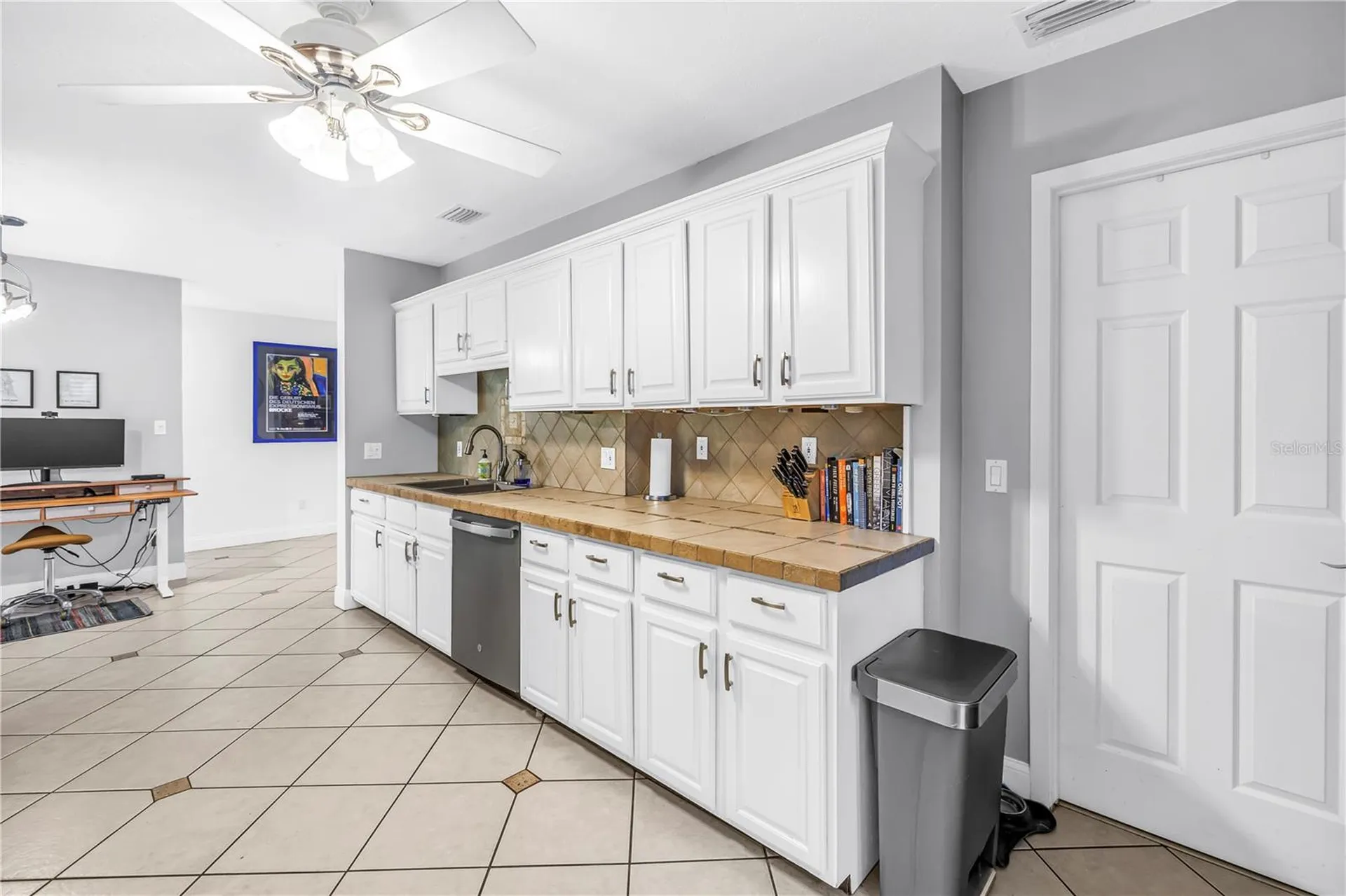 263 42nd Avenue NE St Petersburg FL 33703