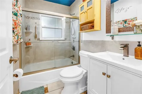 263 42nd Avenue NE St Petersburg FL 33703