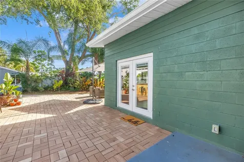 263 42nd Avenue NE St Petersburg FL 33703