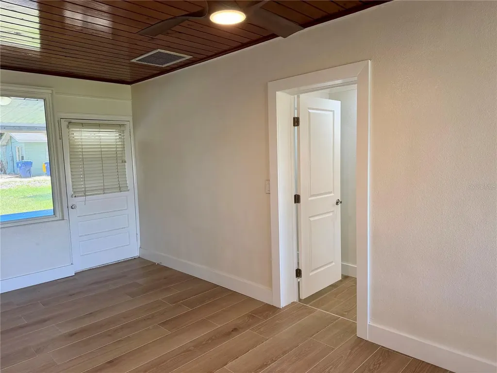 301 S Seminole Avenue Minneola FL 34715