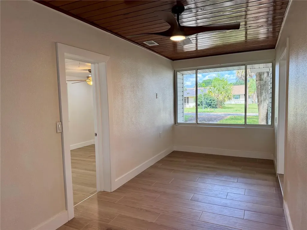 301 S Seminole Avenue Minneola FL 34715