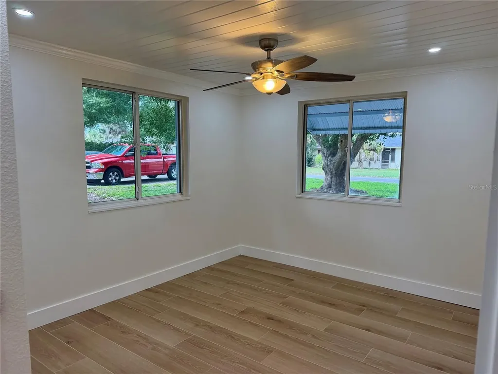301 S Seminole Avenue Minneola FL 34715