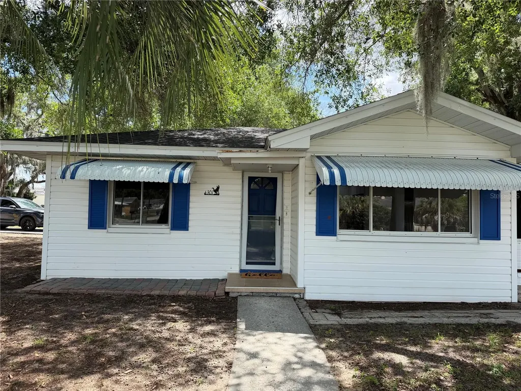 301 S Seminole Avenue Minneola FL 34715