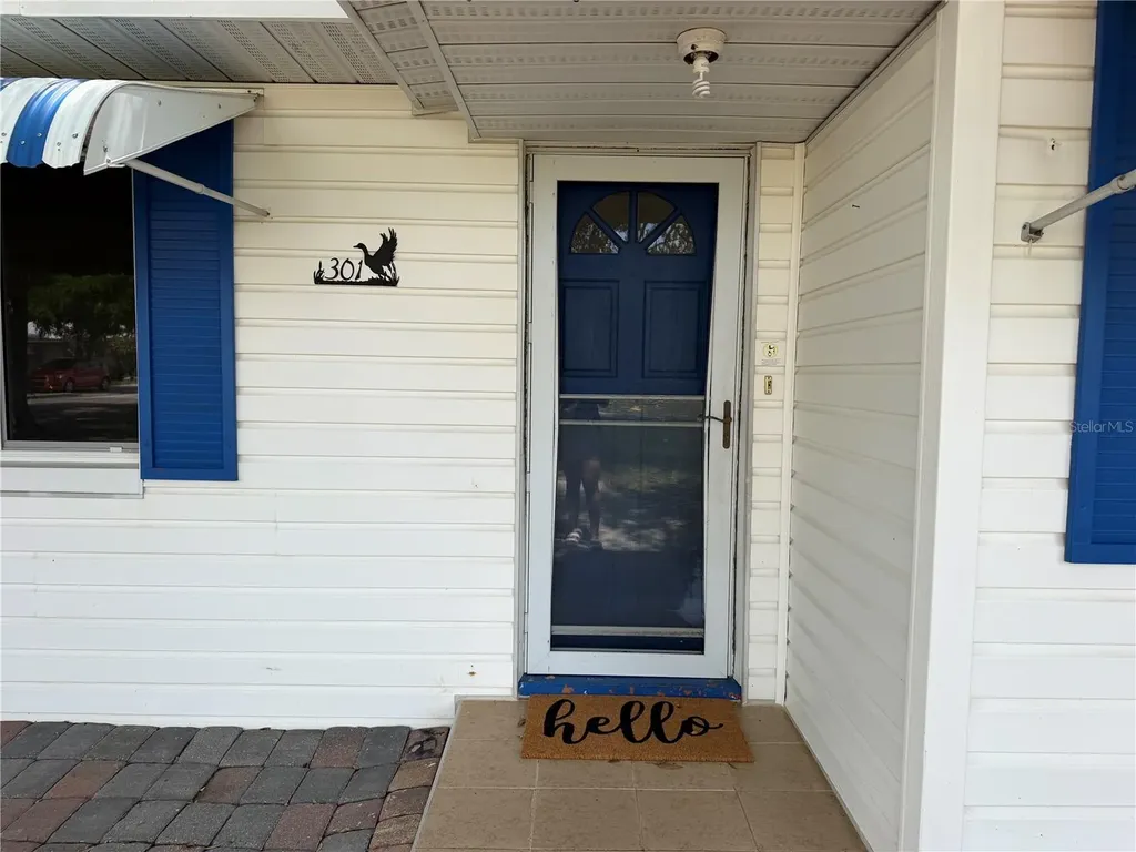 301 S Seminole Avenue Minneola FL 34715