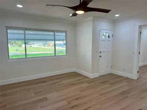 301 S Seminole Avenue Minneola FL 34715