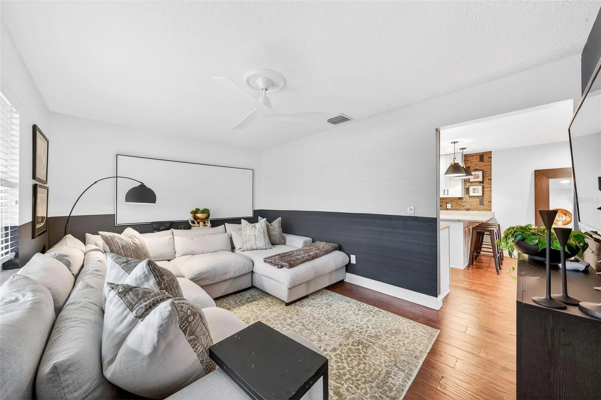 1523 Eastin Avenue Orlando FL 32804