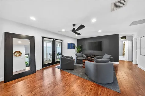1523 Eastin Avenue Orlando FL 32804