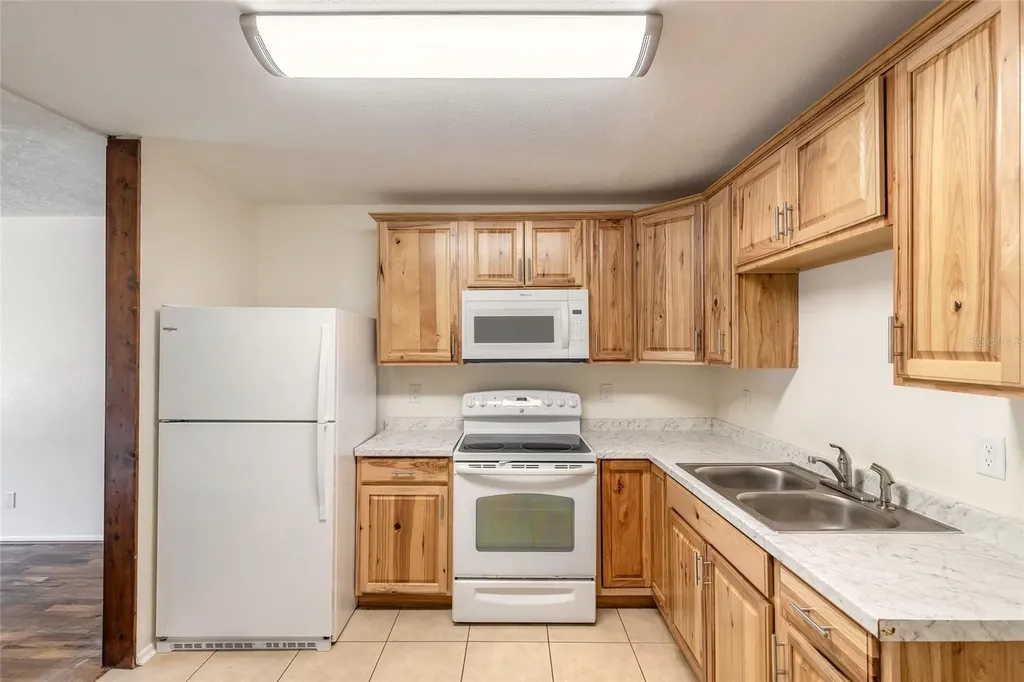 1584 Valencia Avenue Daytona Beach FL 32117