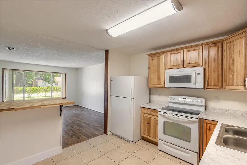 1584 Valencia Avenue Daytona Beach FL 32117