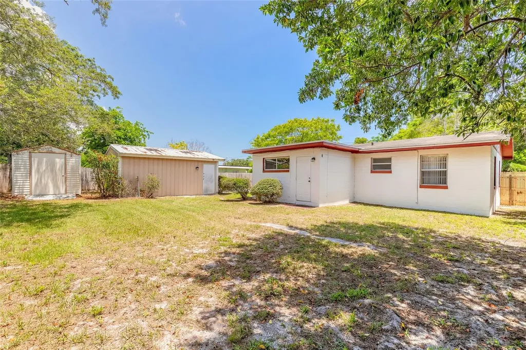 1584 Valencia Avenue Daytona Beach FL 32117
