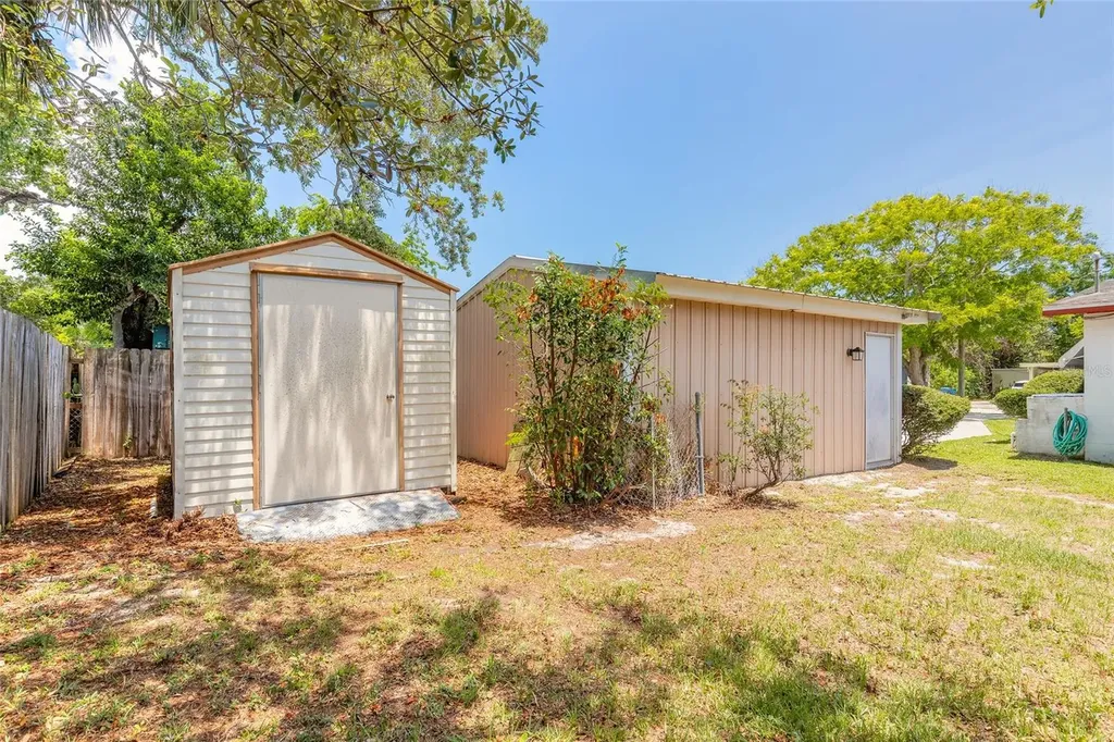 1584 Valencia Avenue Daytona Beach FL 32117