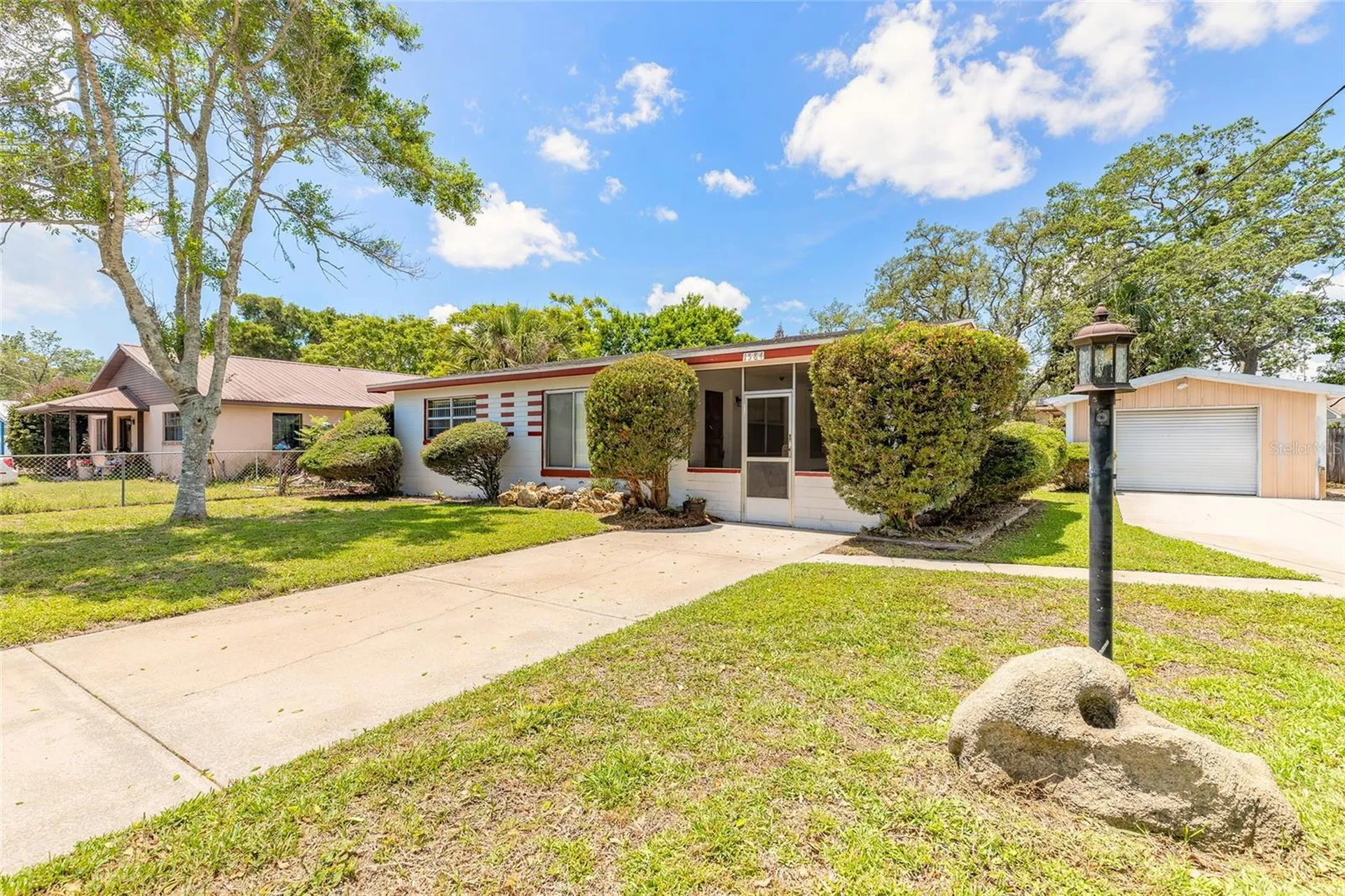 1584 Valencia Avenue Daytona Beach FL 32117