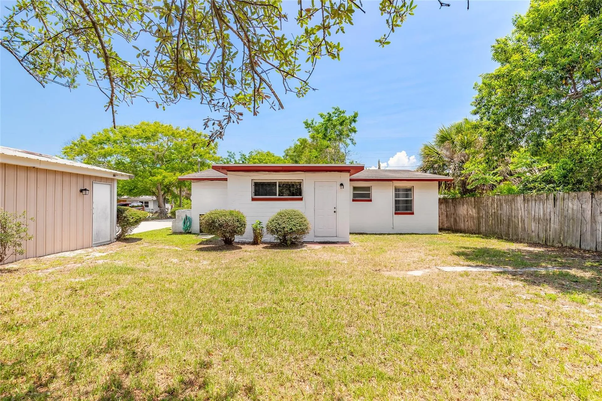 1584 Valencia Avenue Daytona Beach FL 32117