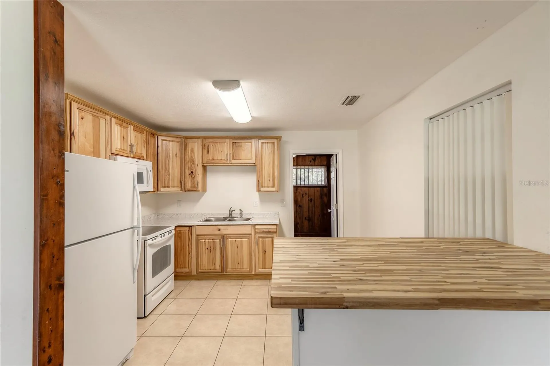 1584 Valencia Avenue Daytona Beach FL 32117