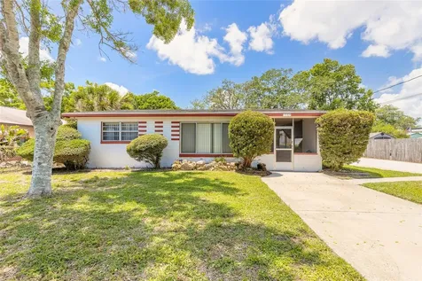 1584 Valencia Avenue Daytona Beach FL 32117