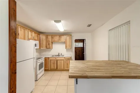 1584 Valencia Avenue Daytona Beach FL 32117