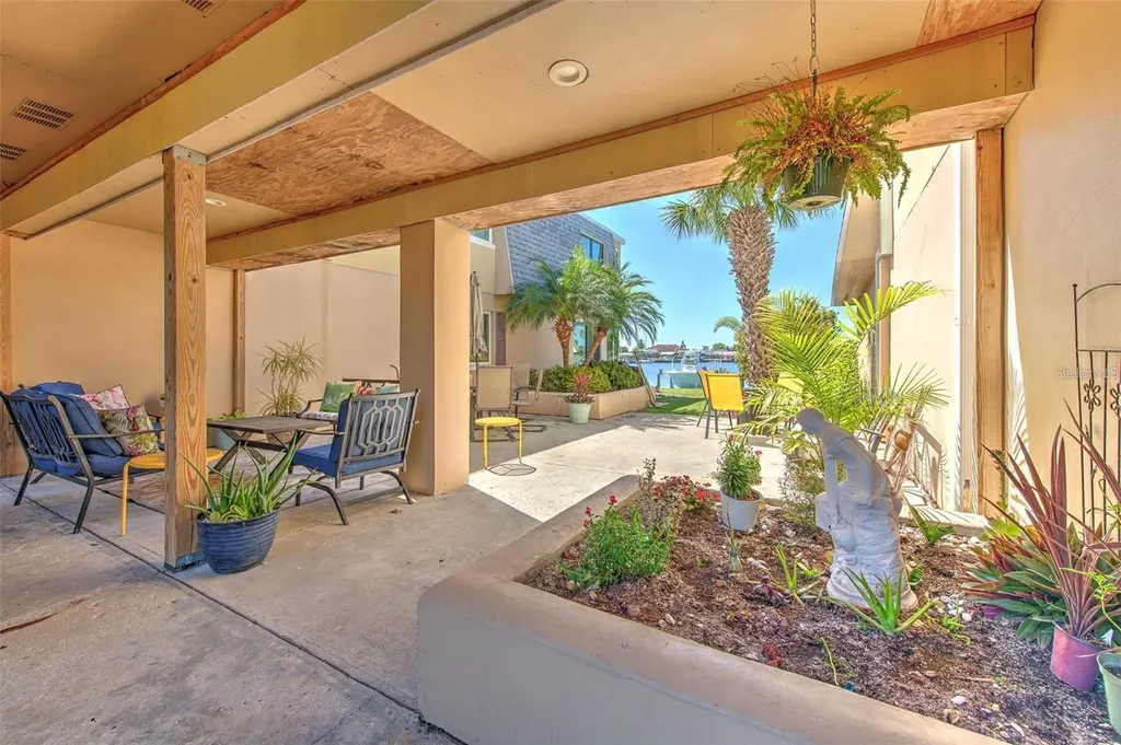 1008 Apollo Beach Boulevard Apollo Beach FL 33572