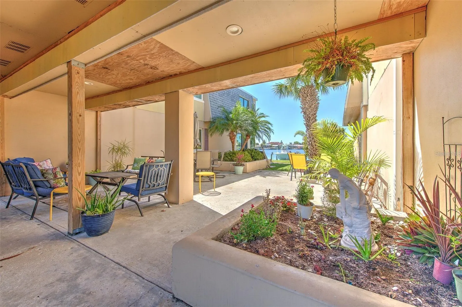 1008 Apollo Beach Boulevard Apollo Beach FL 33572
