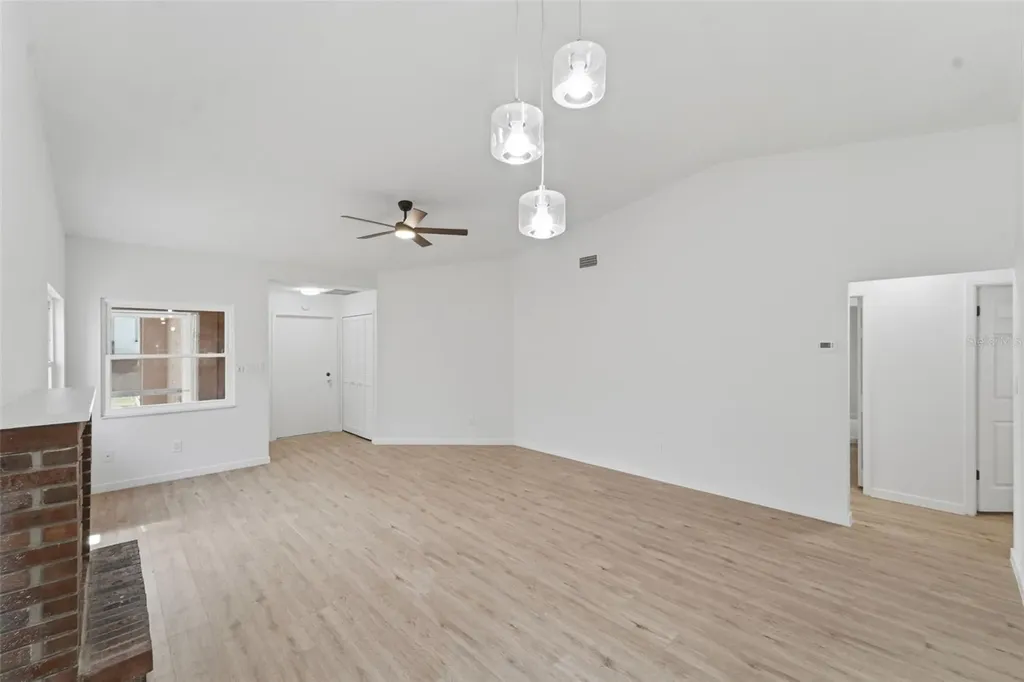 1309 Spring Lite Way Orlando FL 32825